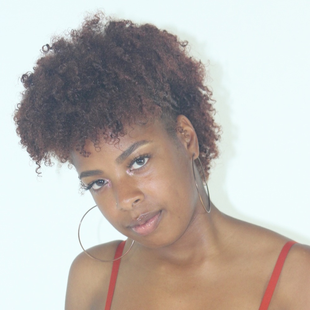 Meet your Posher, Isis